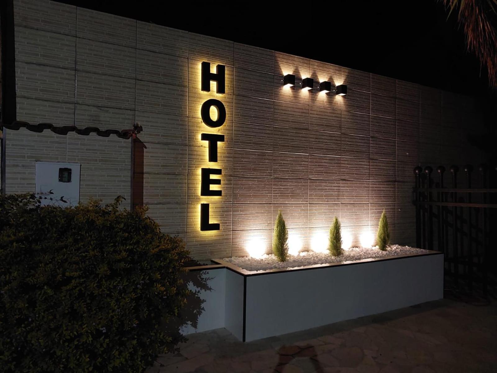Veredas Hotel Monsenhor Paulo Eksteriør bilde